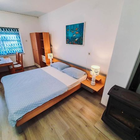 Apartmani Kezele Jadranovo Esterno foto