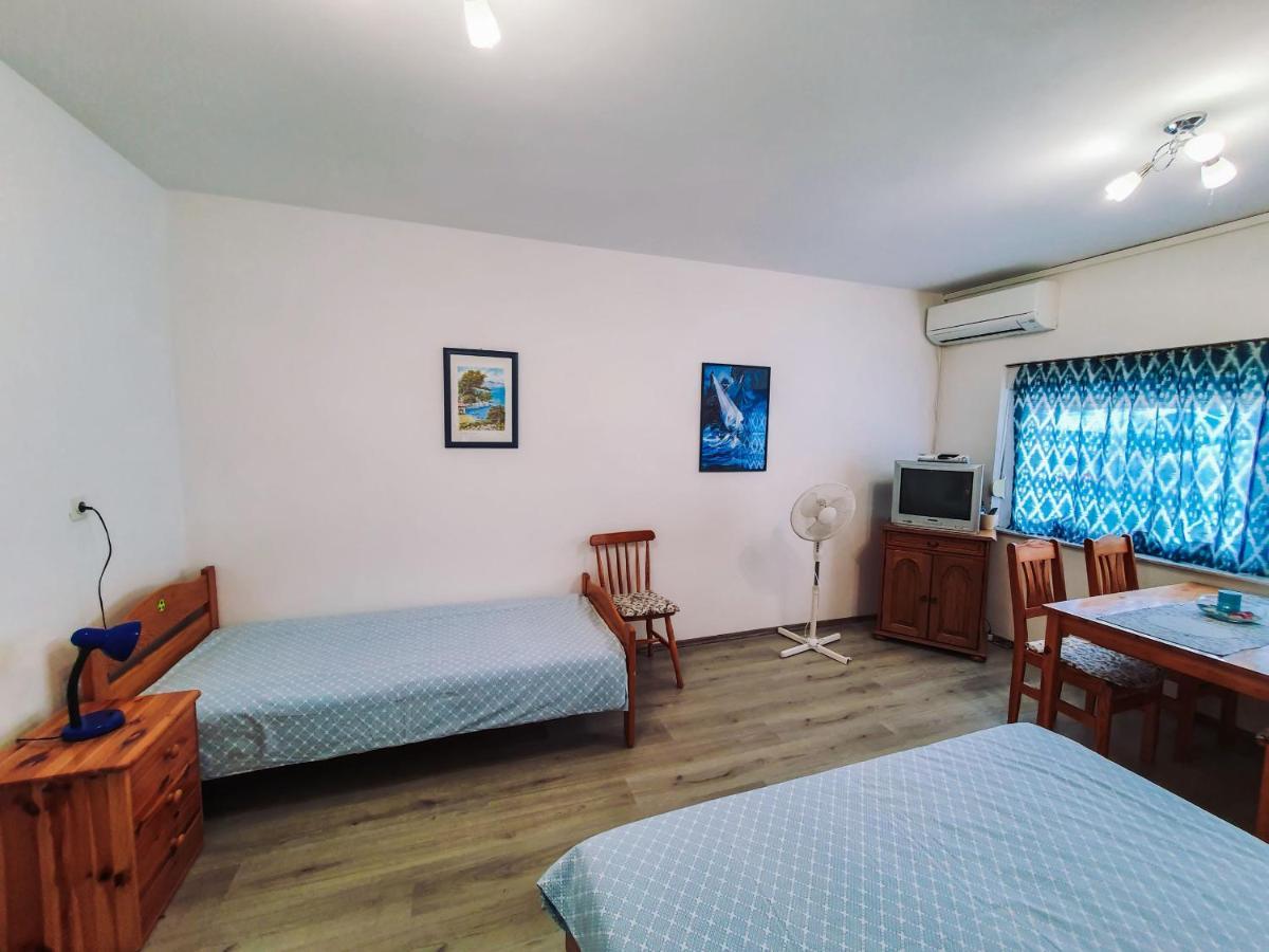 Apartmani Kezele Jadranovo Esterno foto